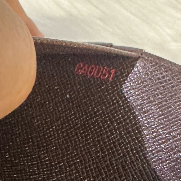 LOUIS VUITTON zip medium wallet in damier ebene - Picture 15 of 17